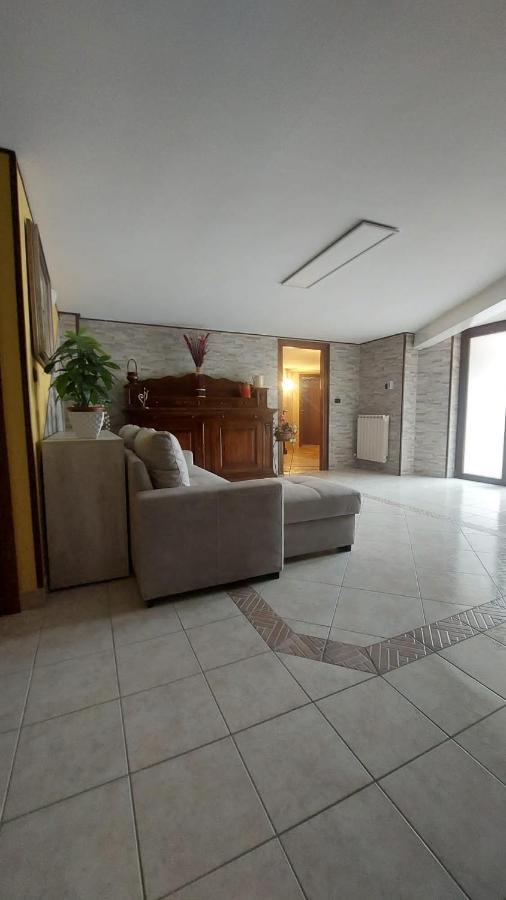 B&B Caravaggio San Donaci Bagian luar foto